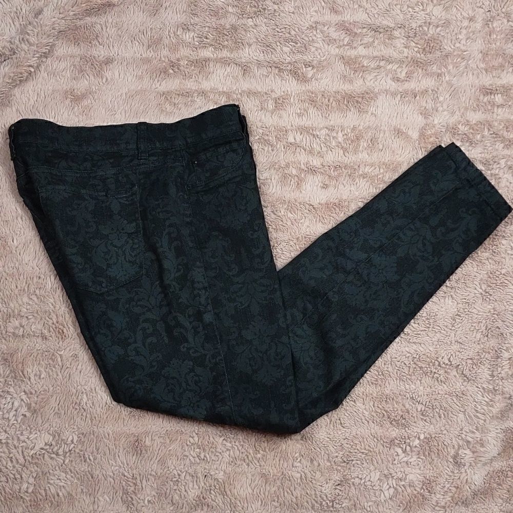 White House Black Market Noir Floral Stretch Jeans